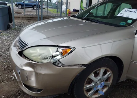 2005 Toyota Camry Xle V6 из США, поврежденный, VIN 4T1BF30K15U608082